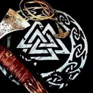 Meet your Posher, Dakota